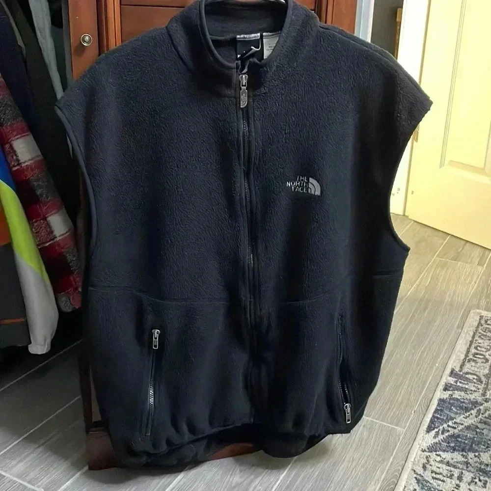 The northface fleece vest